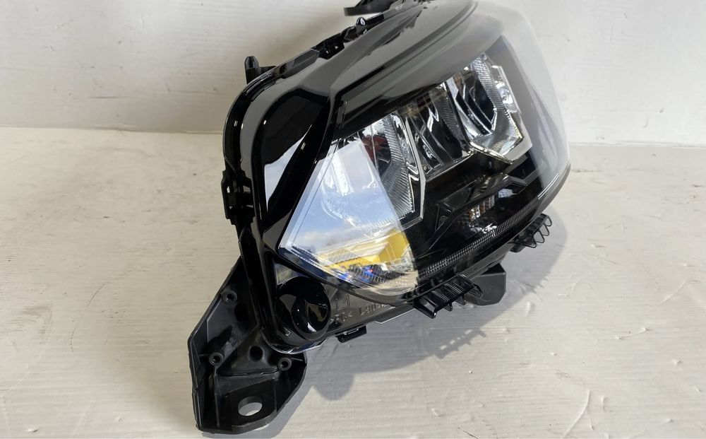 Opticas Full Led Peugeot 208 /2008 N/modelo