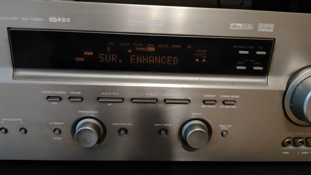 Amplituner Yamaha RX-V550