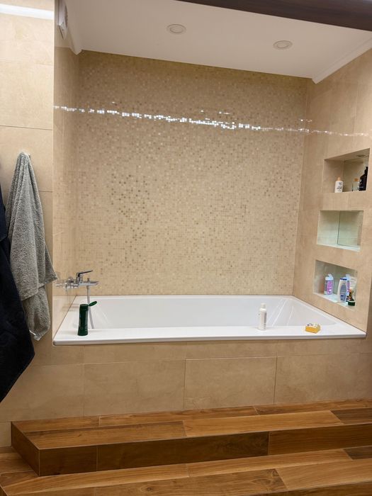 Оренда  Італііський квартал250м2,115000 грОболонь ,Вул.Калиновий ріг 22