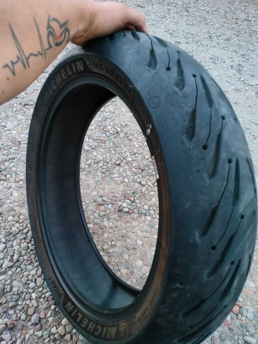 Opona 160/60/17 Michelin Road 5