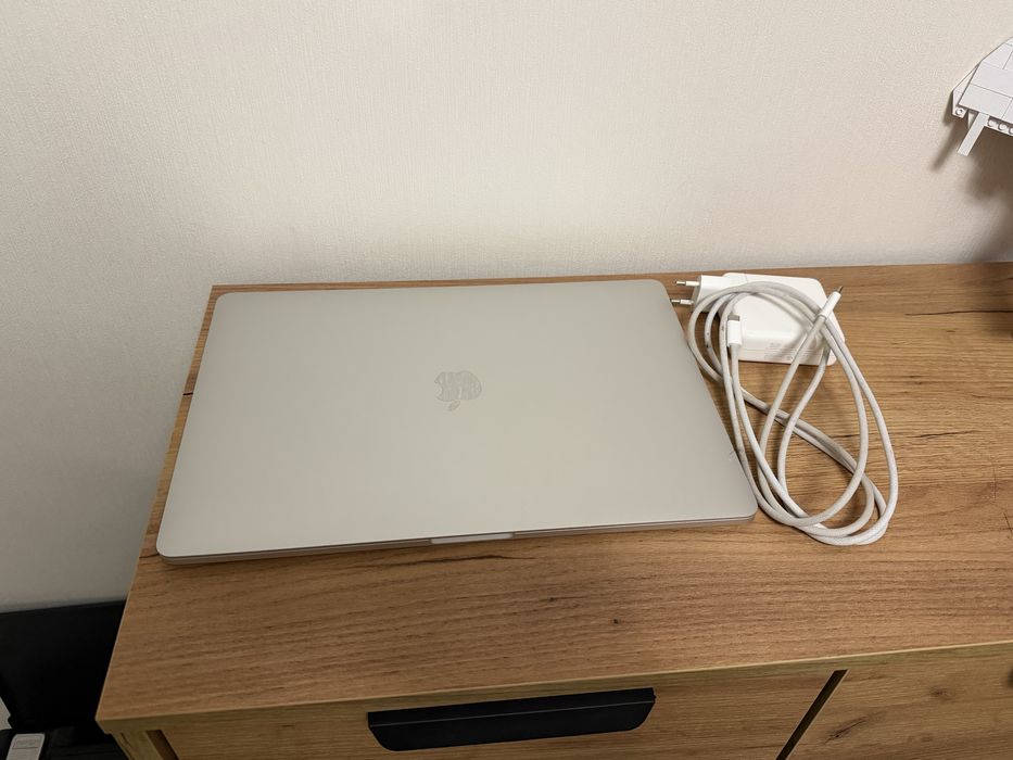 MacBook Pro 15.4” 2017 (i7/16GB/256GB) Space Gray