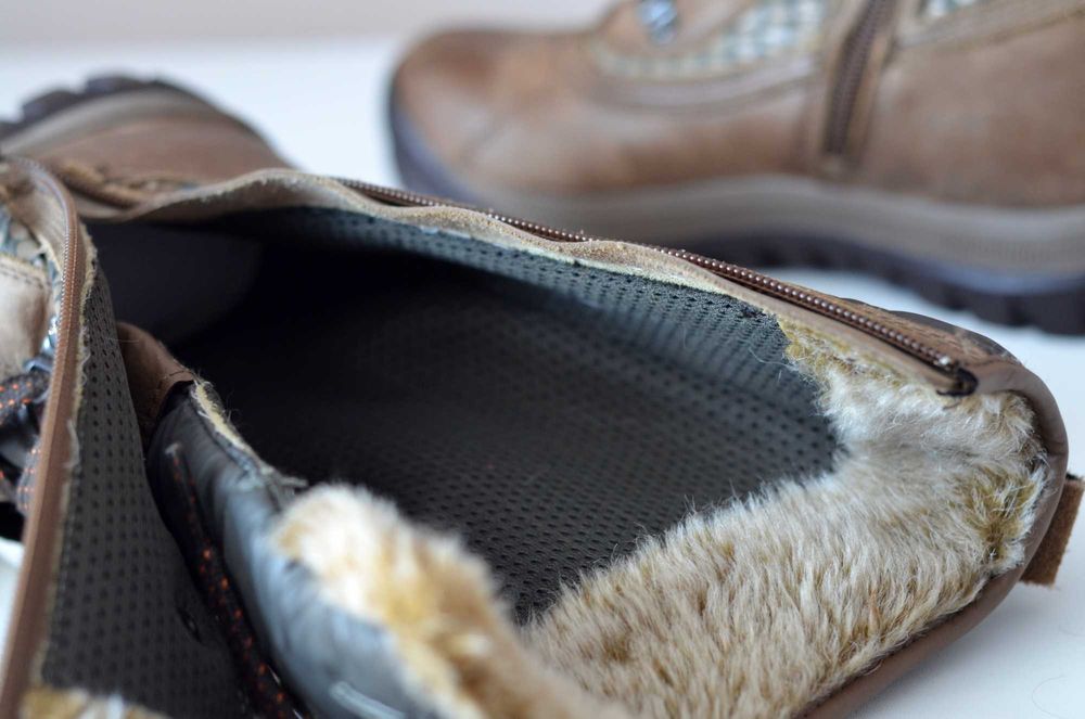 Жіночі зимові чоботи Roots, (р. 38)