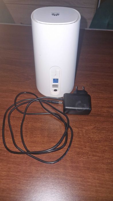 Router modem wifi na kartę sim Huawei B528
