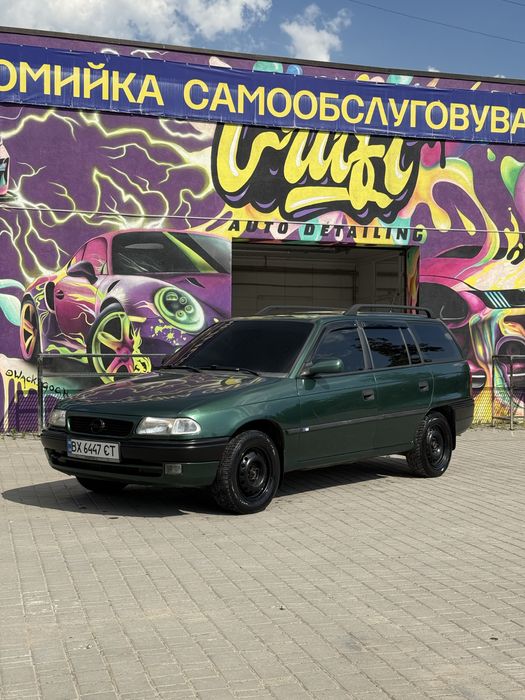 Продам Opel вкладень не потребує!