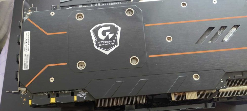 •	Видеокарта Gigabyte GTX 1080 серии Xtreme Gaming 8 Gb.