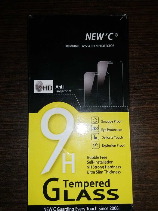 Szkło hartowane NEW'C o twardości 9H iPhone 16 Pro Max