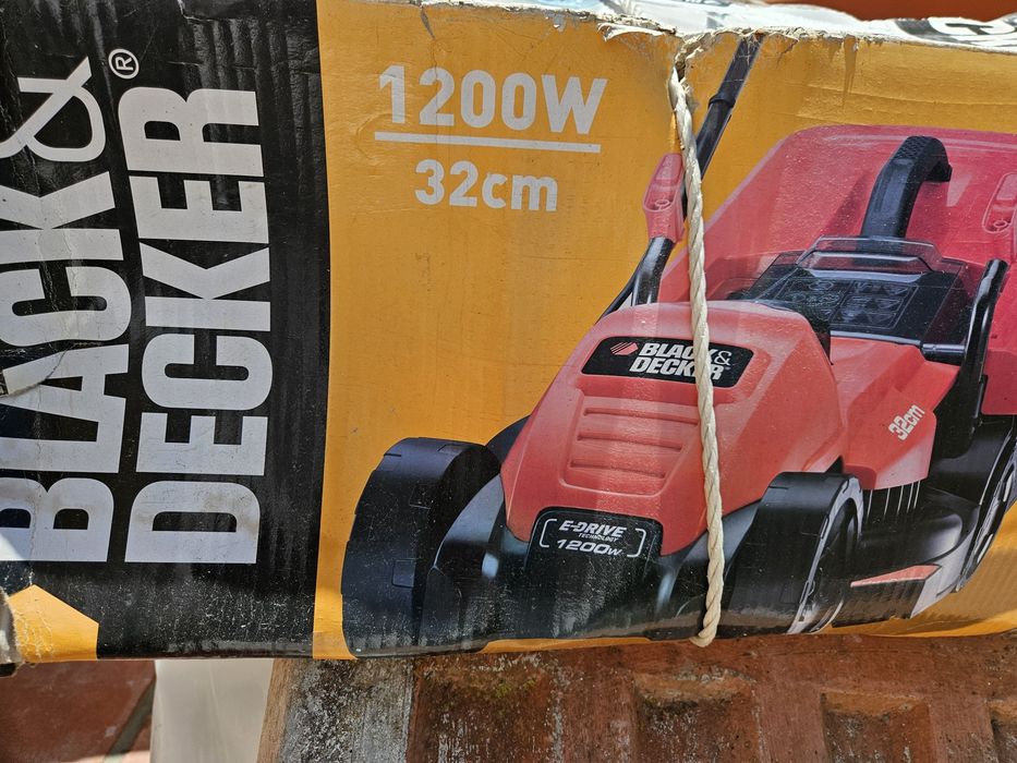 Corta Relvas electrico - Black&Decker