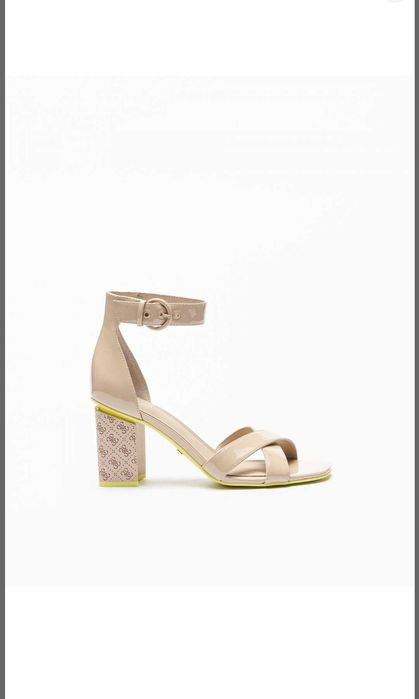 Sandálias Guess Novas