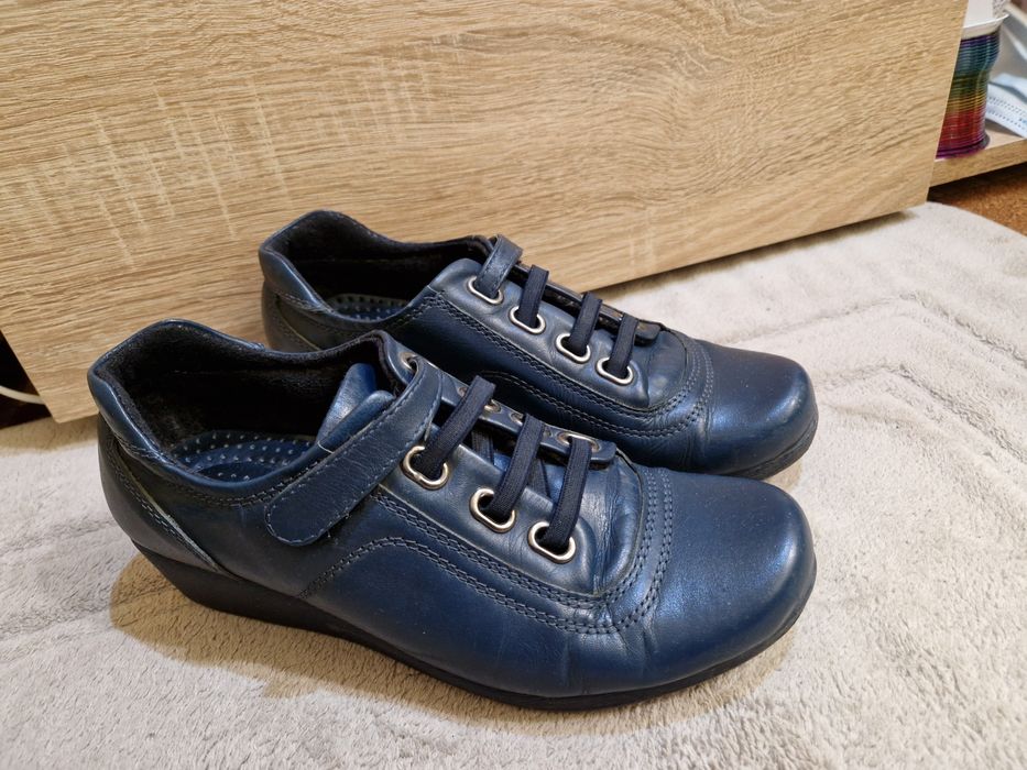 Туфли на танкетке, платформе