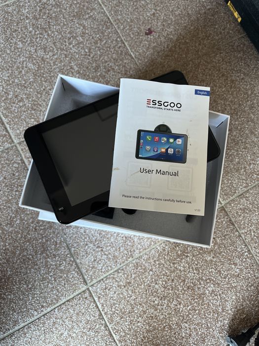 Tablet do auta Esscoo