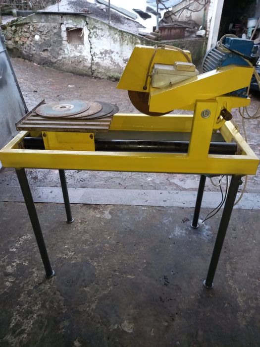 Продам станок каменорізний Splinstoun  TS123