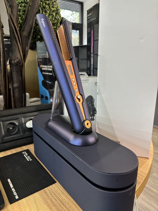 Утюжок для волосся Dyson