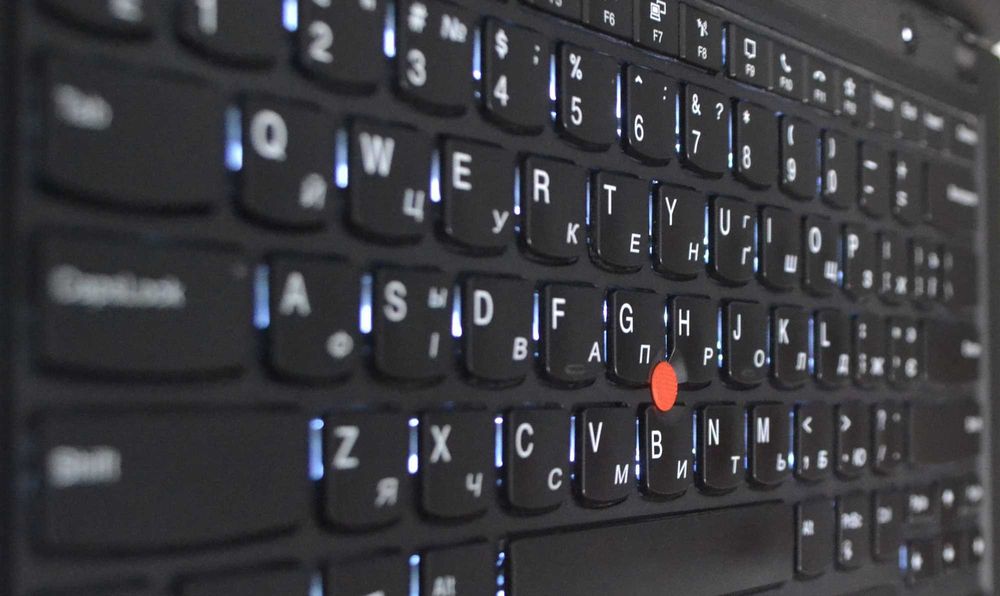 Великий вибір ноутбуків \\ Lenovo ThinkPad  T14s \ І5 \ Ryzen 5 PRO