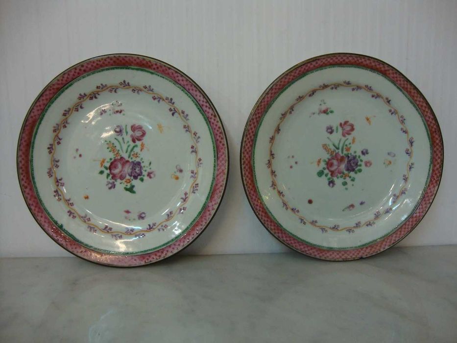 Par de Pratos em Porcelana Companhia das Índias