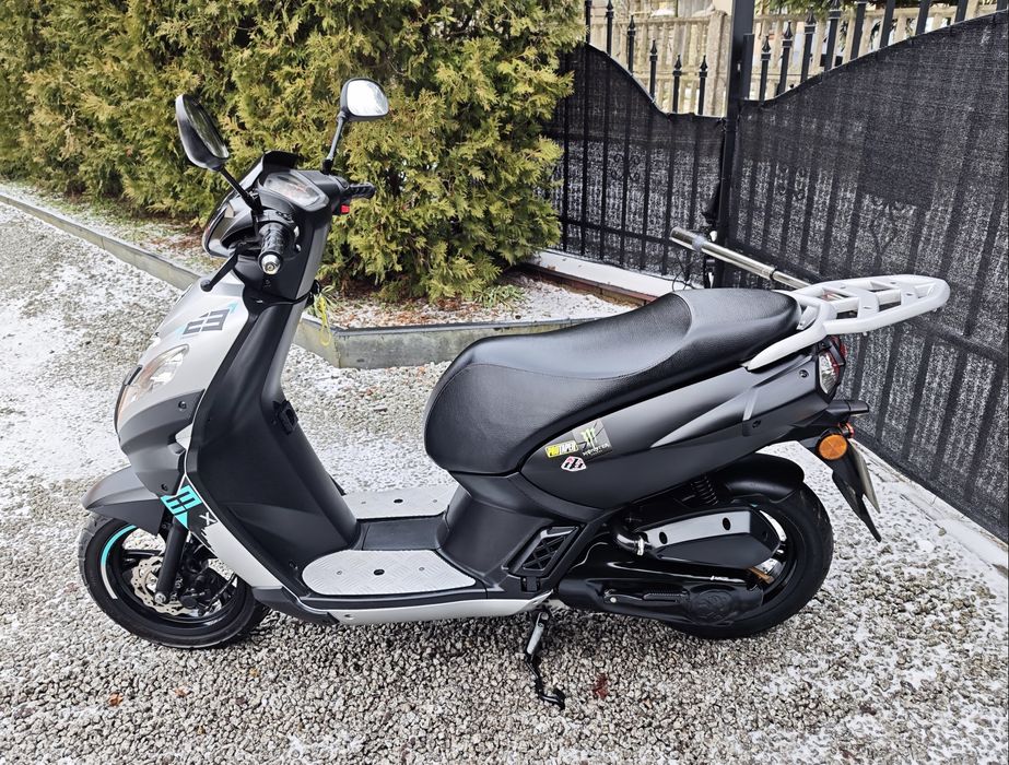 Skuter Peugeot Kisbee 50cc 4T 2023r 1600km! Wtrysk LED!