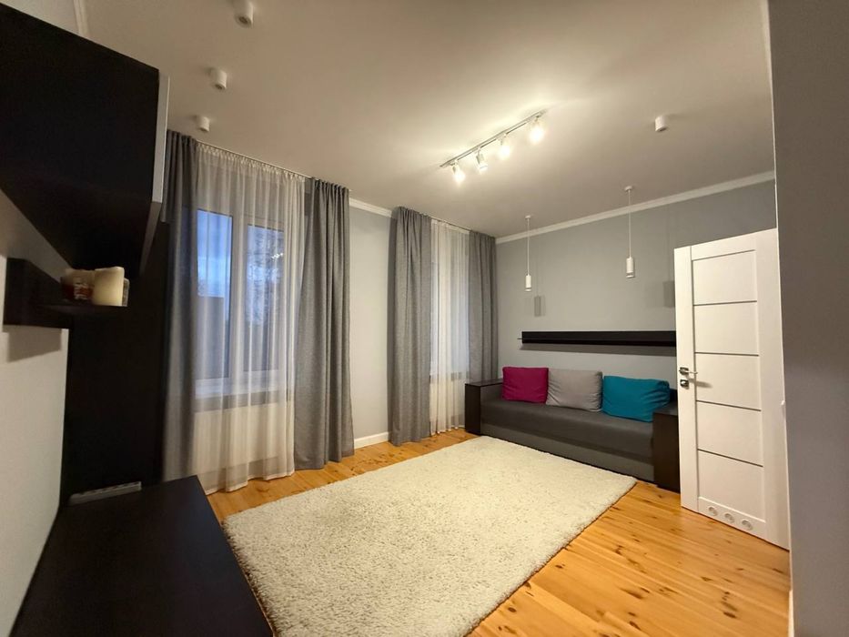 Однокімнатна квартира з новим ремонтом «для себе» ! Без комісії