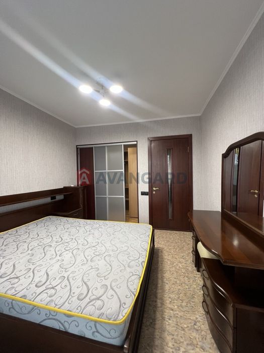 Продам 3 кімнатну квартиру 67м2