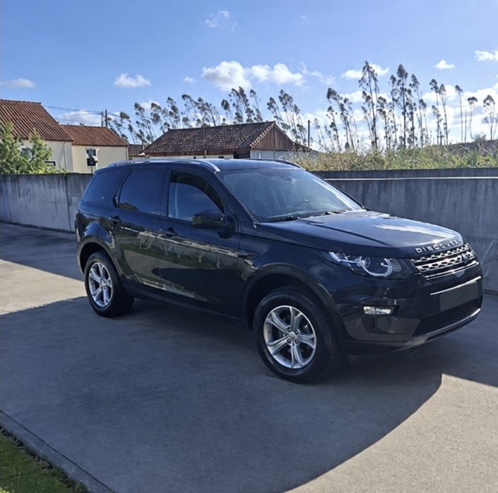 Land Rover Discovery 7L — photo 3