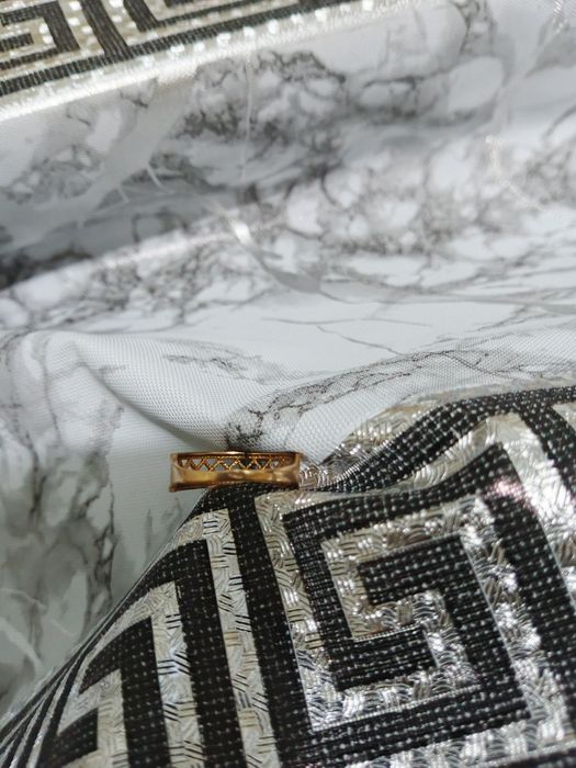 Дуже гарне ,чудове золоте колечко зроблено під замовлення