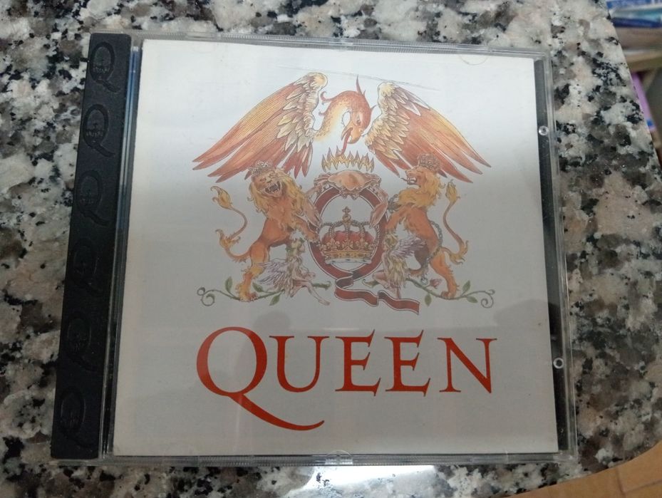 CD Queen uma reliquia
