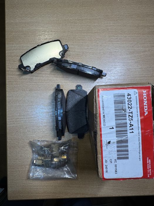 Оригинал. Колодки тормозные заднии. Acura MDX, TLX. наличие