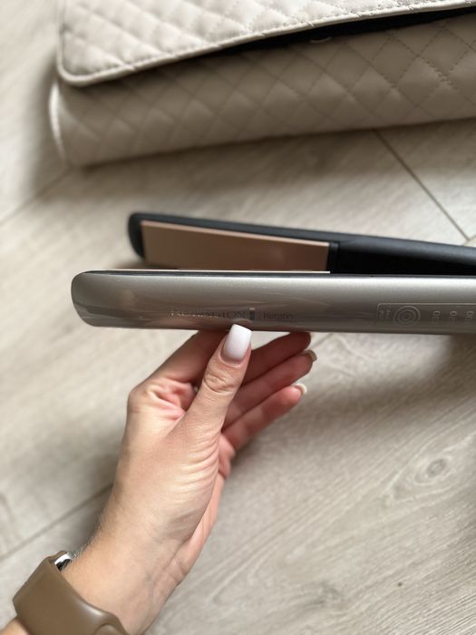 Випрямляч (утюжок) для волосся (ціна договірна )