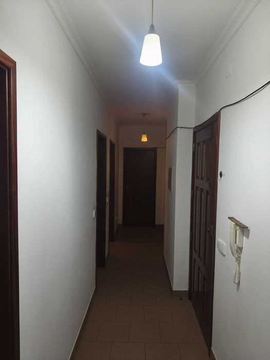 Arrenda-se quarto em pataias
