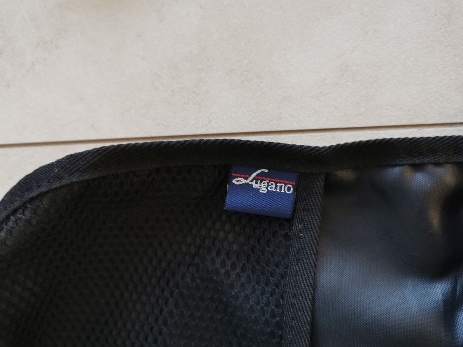 Podkładka pod fotelik dziecięcy, mata ochronna, ISOFIX, LUGANO 2 szt.