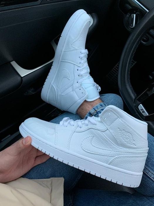 Jordan 1 Mid White