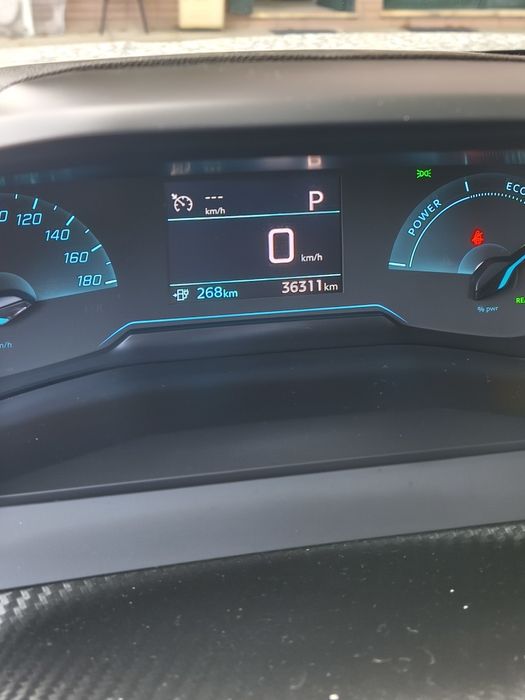 Vendo Peugeot 2008 eléctrico