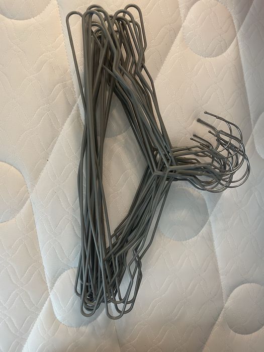 Cabides de Arame de Metal com Revestimento de Plástico