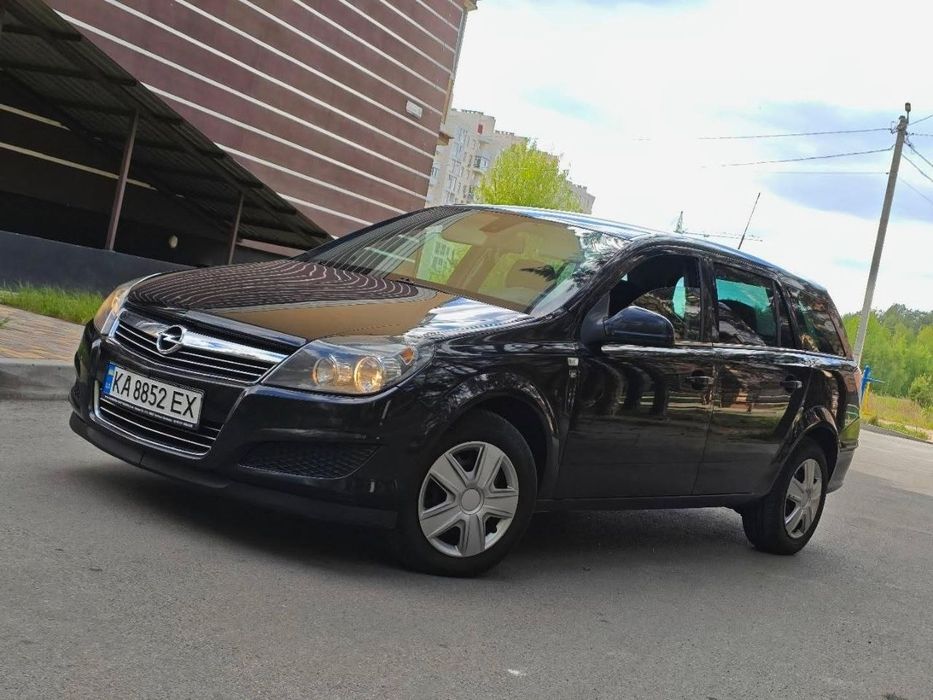 Продам Opel Astra H