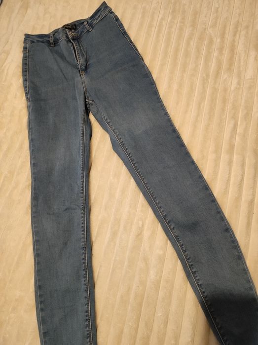 Dżinsy Missguided Tall dla wysokich z  wysokimi stanem