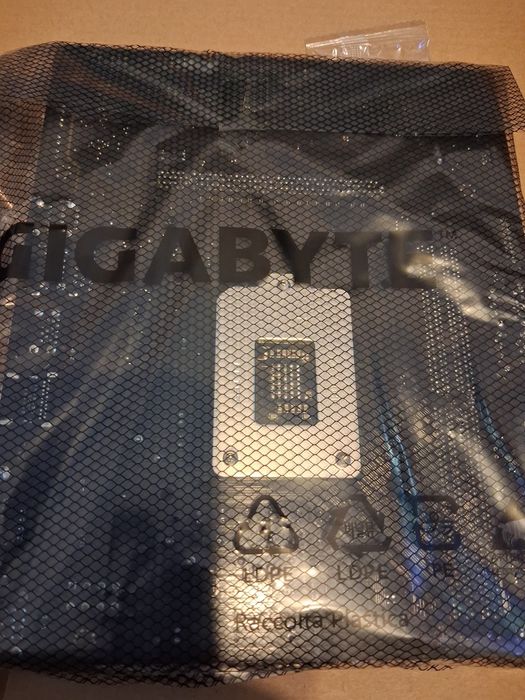 Nowa nieużywana płyta główna Gigabyte H510M H V2 Micro ATX  socket1200