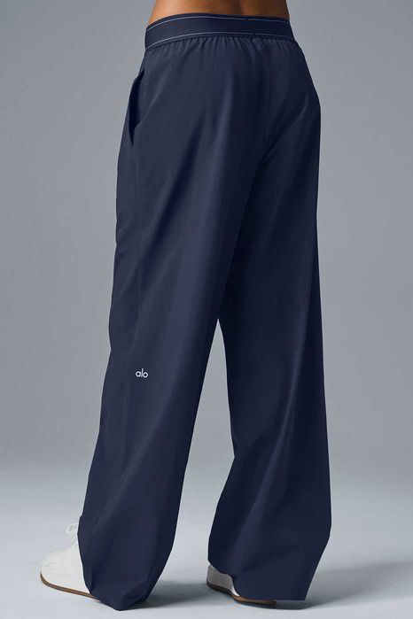 Штани спортивні Alo Yoga Suit Up Trouser Regular Navy: 3 590 грн