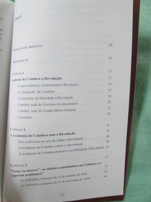 Há Constituição em Coimbra, de José Domingues e Vital Moreira