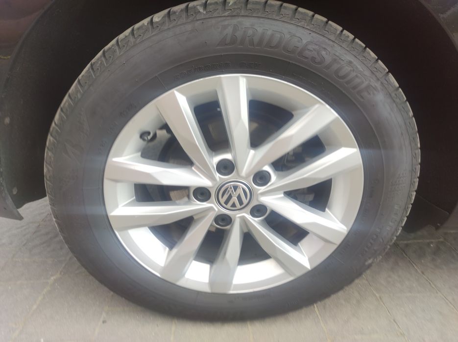 Фольксваген тоуран