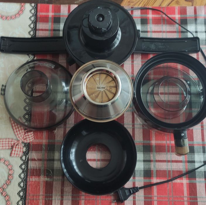 Соковыжималка Philips HR 1837 500W