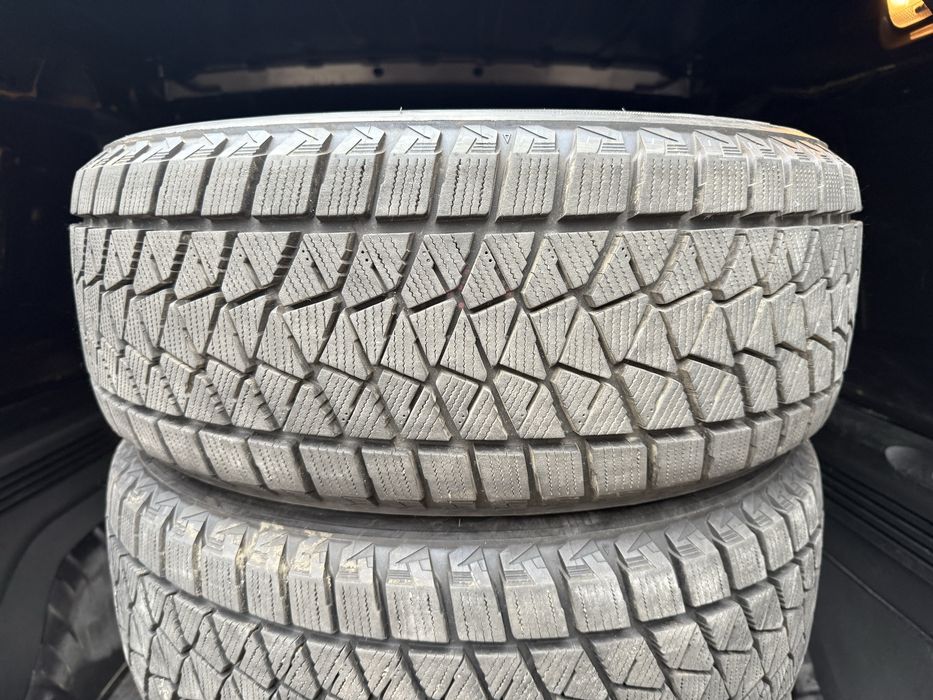 225/55 r17 Bridgestone Blizzak DM-V2 98% Резина зимняя