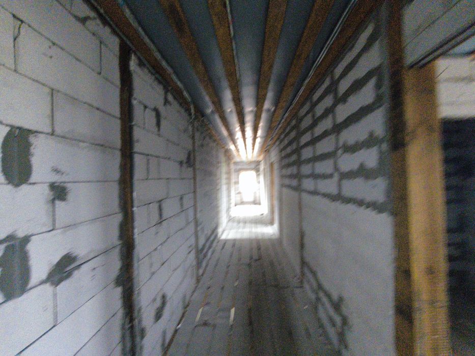 Продам приміщення під комерцію Рожни