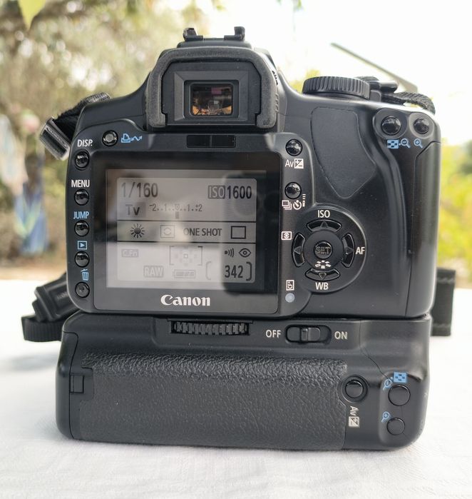 Câmera Cânon 400D + Lente 35-80 + Grip 2 baterias+cartão 1gb