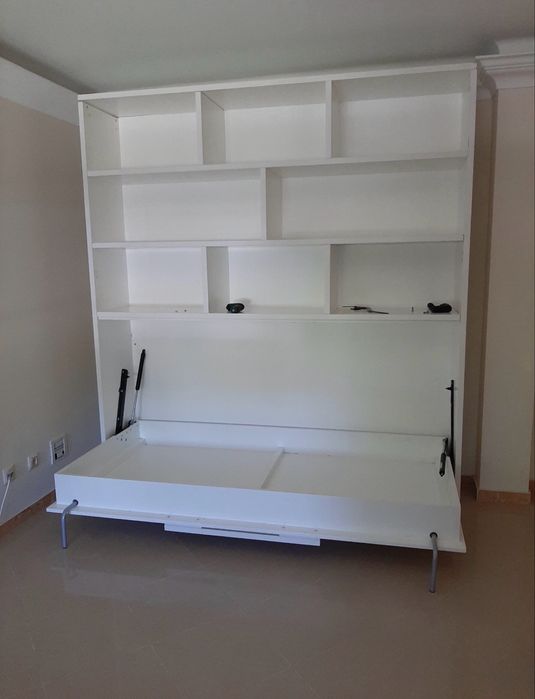 Cama oculta oferta de colchão