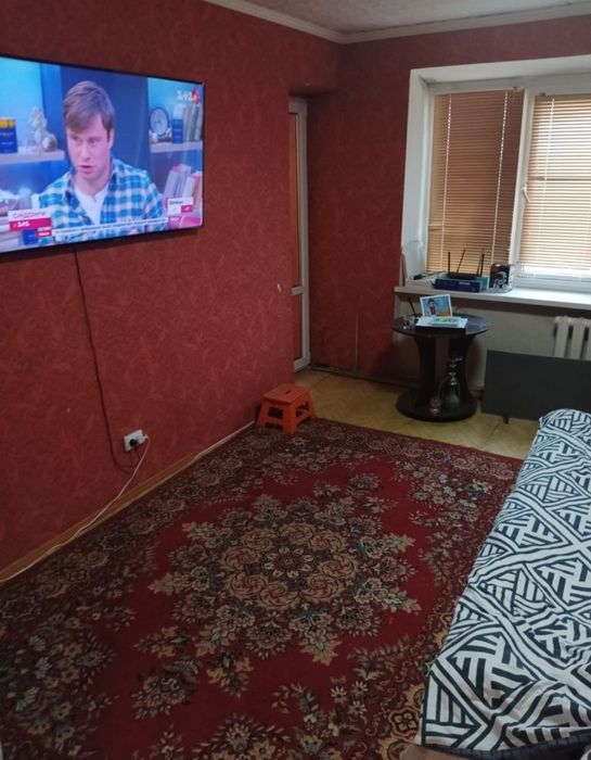 Квартира 2х кімнатна.Волочиськ.Центр.