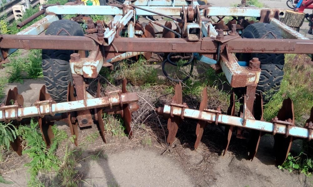 Продам дисковую борону БДТ-3