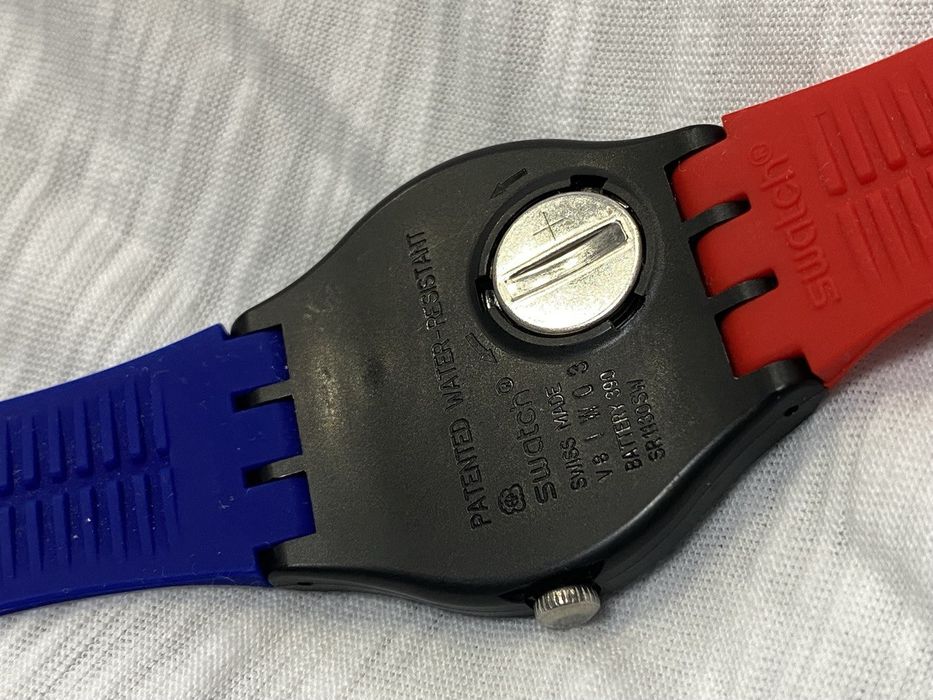 Годинник swatch swiss