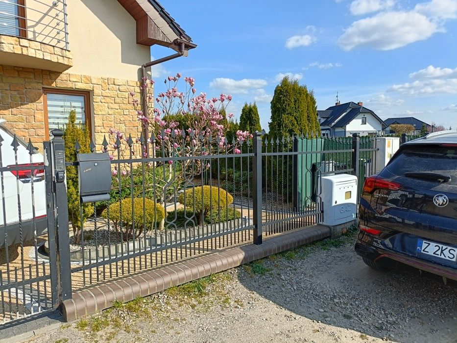 Ogrodzenie stalowe, pełne, kute
