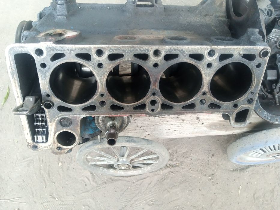 Продам тюнингованый двигатель ваз 21011 без головки.