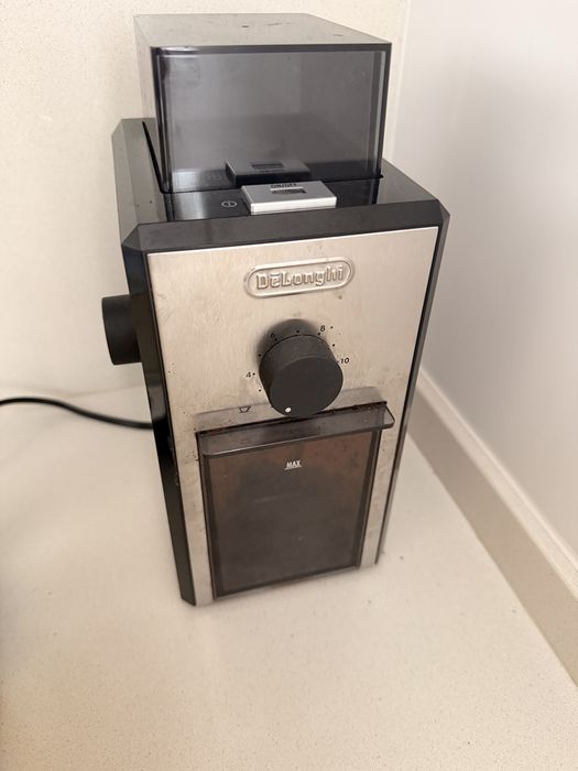 Maquina Café Delonghi Dedica + Moedor de grao
