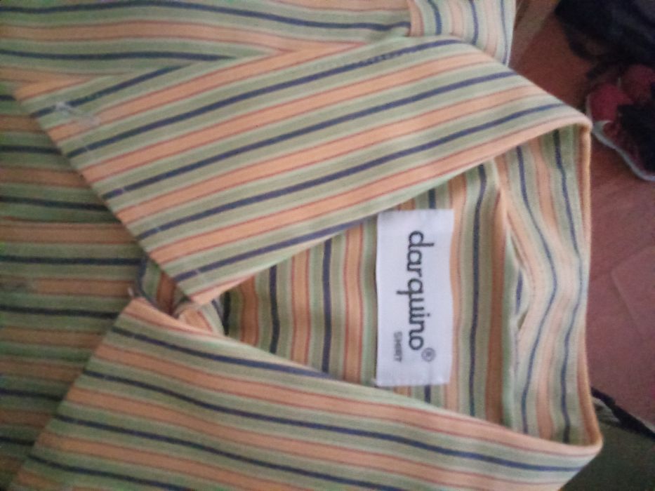 Camisas novas em excelente estado