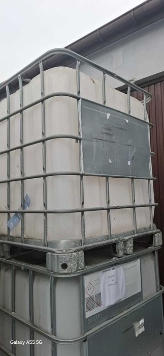Zbiornik na deszczówkę  1000 L  w koszu Beczka IBC mazuer